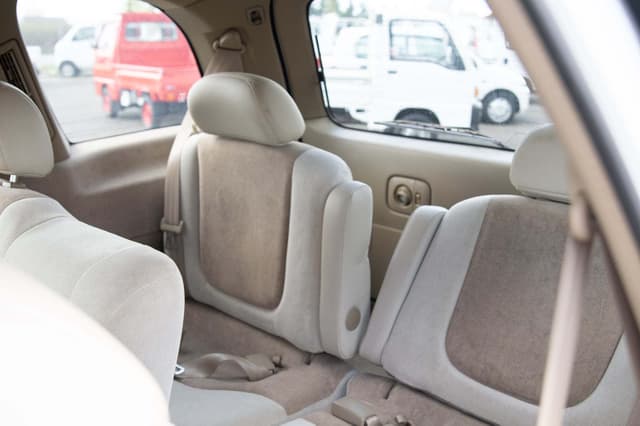 2001 Nissan Presage JDM car for sale — photo 18 of 22
