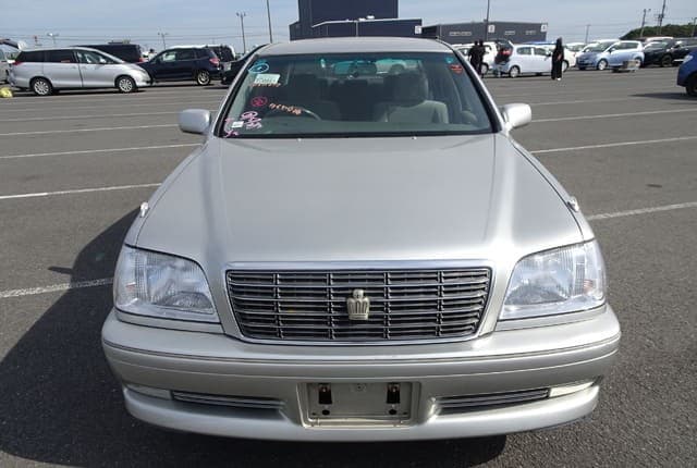 2000 Toyota Crown JDM car for sale — photo 8 of 25
