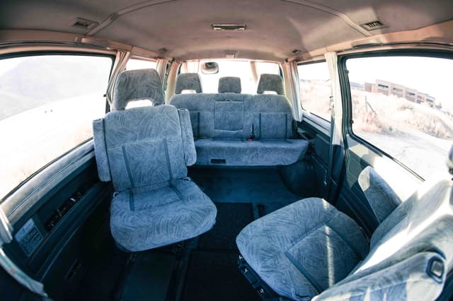 1993 Mitsubishi Delica JDM car for sale — photo 13 of 22