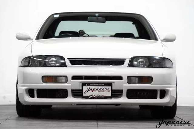 1994 Nissan Skyline JDM car for sale — photo 2 of 25