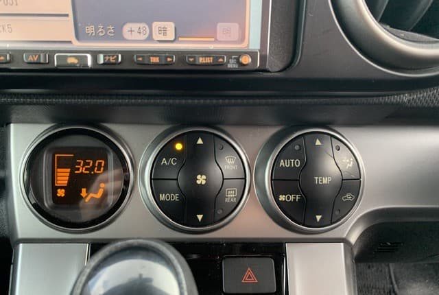 2010 Toyota Corolla JDM car for sale — photo 15 of 25