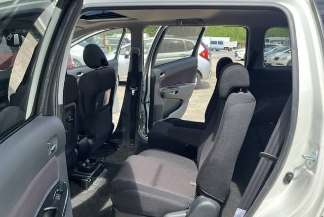 2007 Toyota JDM car for sale — photo 20 of 25