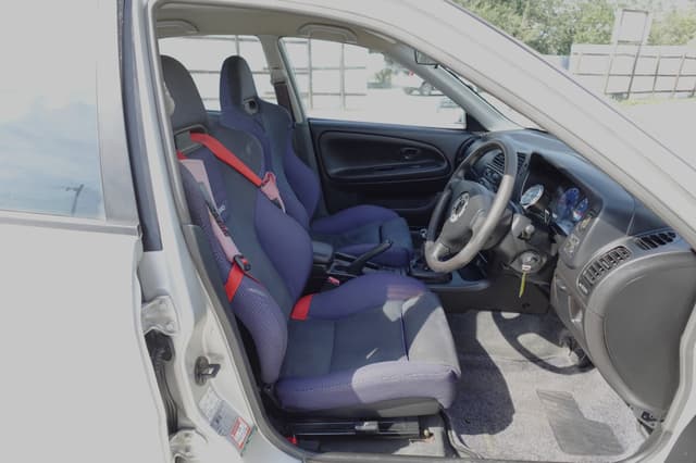 2000 Mitsubishi Lancer Evolution JDM car for sale — photo 14 of 21