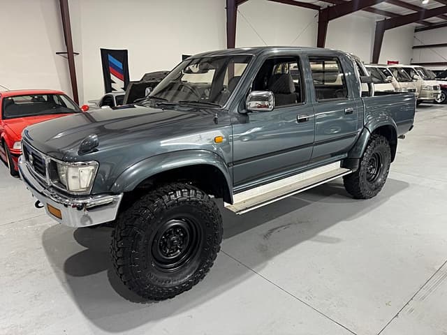 1994 Toyota Hilux JDM car for sale — photo 2 of 25