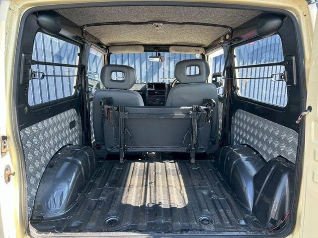 1992 Suzuki Jimny JDM car for sale — photo 12 of 15