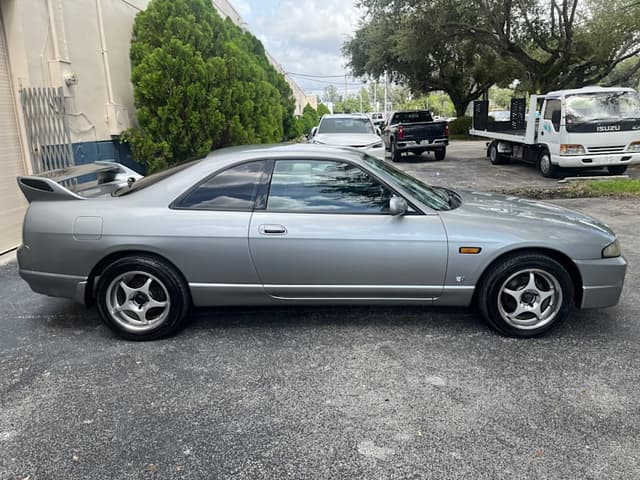 1996 Nissan Skyline JDM car for sale — photo 8 of 17