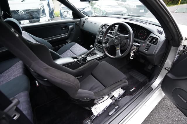 1997 Nissan Skyline JDM car for sale — photo 11 of 25