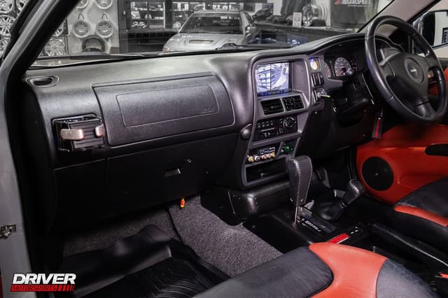 1999 Isuzu JDM car for sale — photo 14 of 25