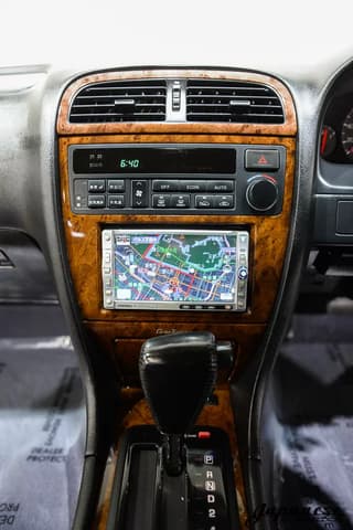 1996 Nissan Gloria JDM car for sale — photo 10 of 25