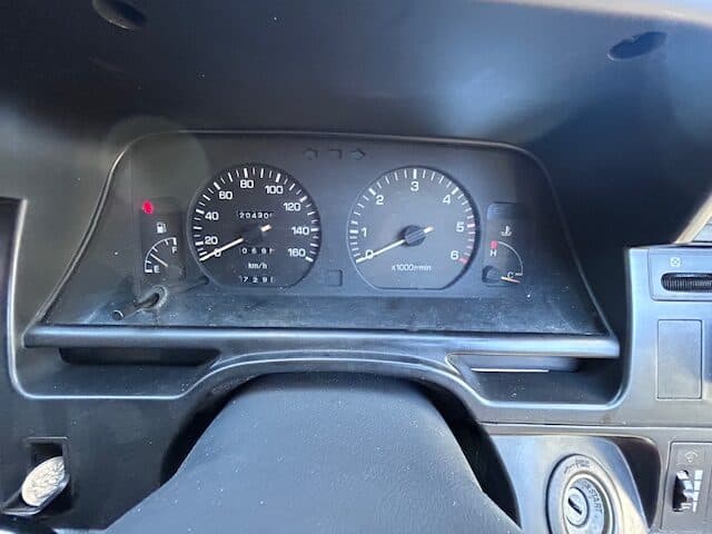 1991 Toyota HiAce JDM car for sale — photo 6 of 29