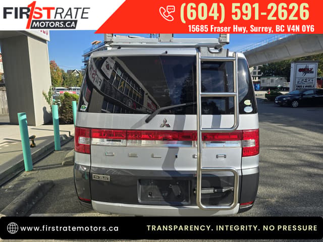 2007 Mitsubishi Delica JDM car for sale — photo 7 of 21