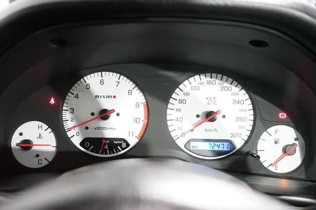 2001 Nissan Skyline JDM car for sale — photo 15 of 25