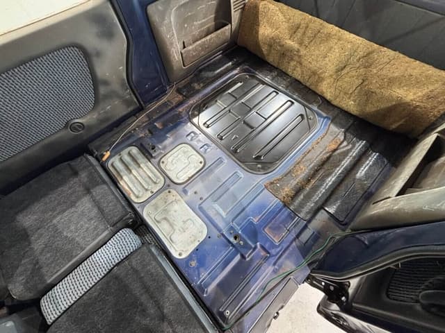 1997 Suzuki Every JDM car for sale — photo 21 of 25