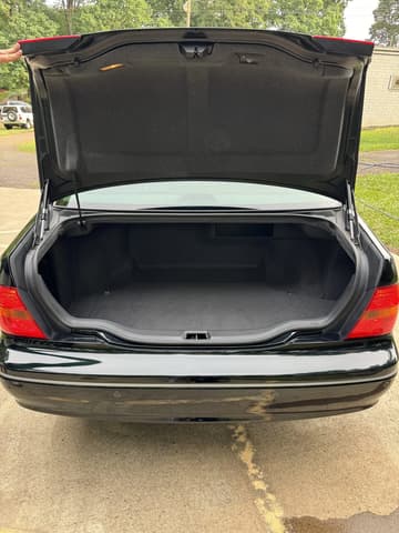 2000 Toyota Celsior JDM car for sale — photo 2 of 25