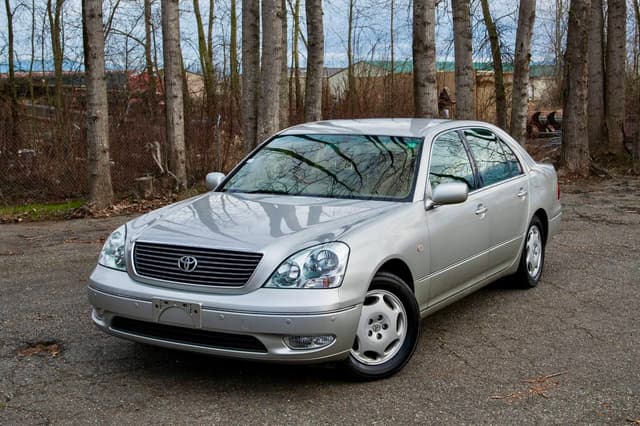 2001 Toyota Celsior JDM car for sale — photo 3 of 18