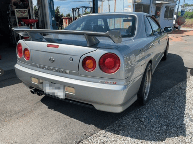 1998 Nissan Skyline JDM car for sale — photo 2 of 10