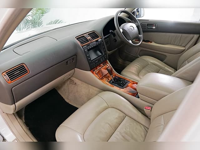 1997 Toyota Celsior JDM car for sale — photo 18 of 25
