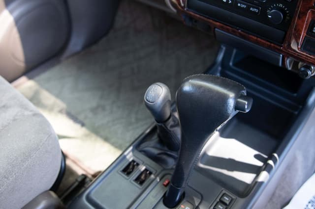 2001 Toyota Land Cruiser Prado JDM car for sale — photo 14 of 21
