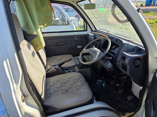 1994 Mitsubishi Minicab JDM car for sale — photo 11 of 14