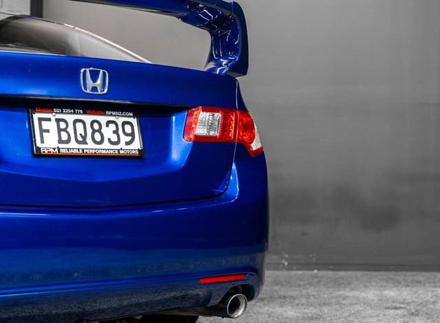 2009 Honda Accord JDM car for sale — photo 9 of 18