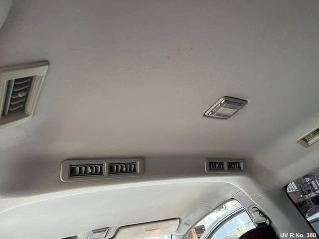 1998 Mitsubishi Delica JDM car for sale — photo 11 of 25
