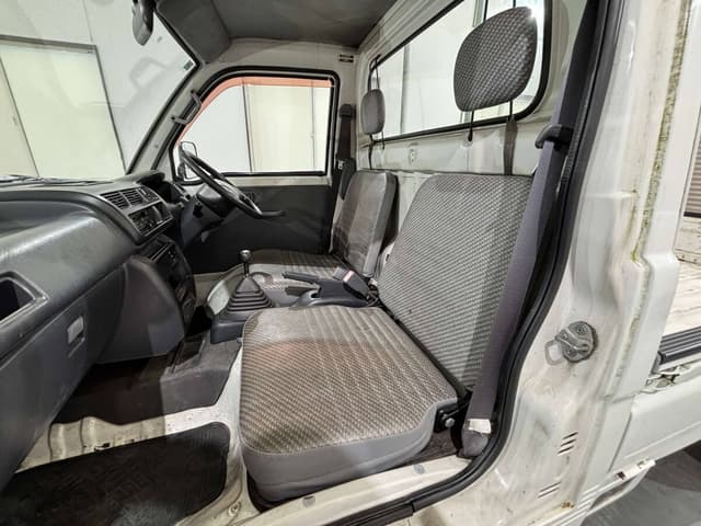 2000 Daihatsu Hijet JDM car for sale — photo 10 of 25