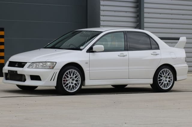 2002 Mitsubishi Lancer Evolution JDM car for sale — photo 24 of 25