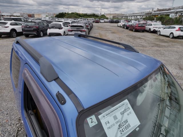 2002 Suzuki Jimny JDM car for sale — photo 14 of 25