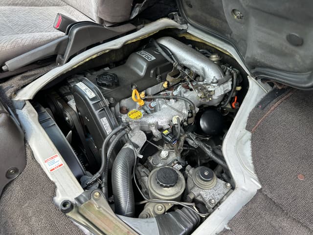 1998 Toyota HiAce JDM car for sale — photo 18 of 18