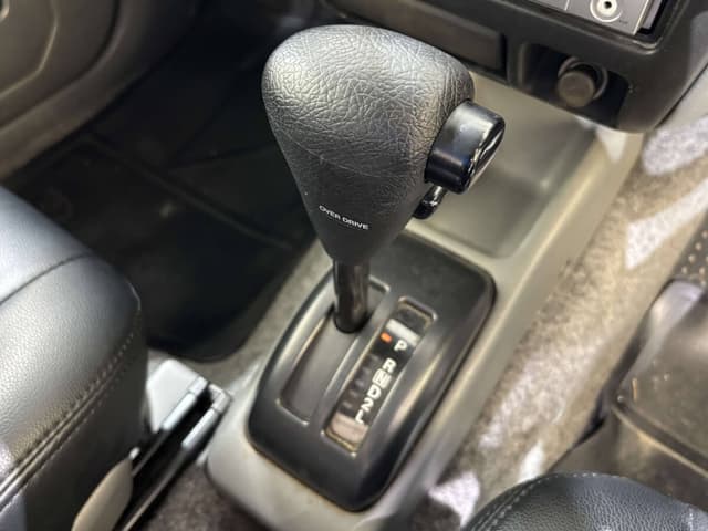 2000 Suzuki Jimny JDM car for sale — photo 23 of 25