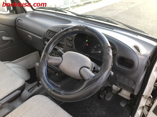 1996 Daihatsu Hijet JDM car for sale — photo 13 of 20