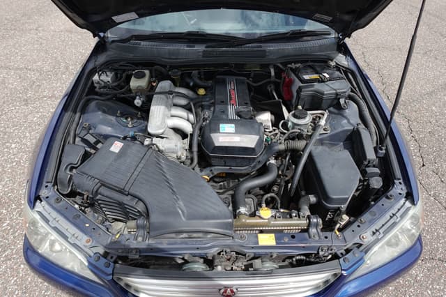 1998 Toyota Altezza JDM car for sale — photo 18 of 19