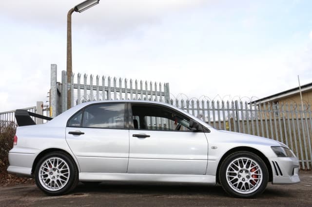 2001 Mitsubishi Lancer Evolution JDM car for sale — photo 6 of 25