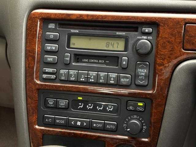 1999 Toyota Mark II JDM car for sale — photo 14 of 20