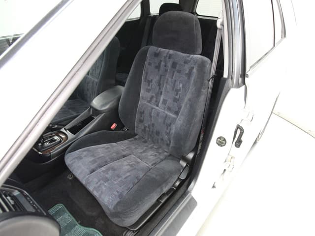 1997 Mitsubishi Legnum JDM car for sale — photo 17 of 25