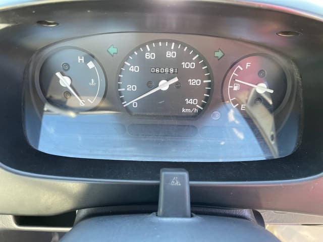 1999 Daihatsu Hijet JDM car for sale — photo 18 of 25