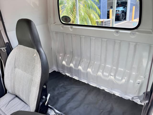 1997 Daihatsu Hijet JDM car for sale — photo 10 of 19