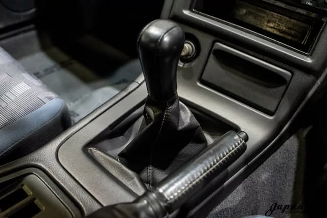 1997 Nissan Skyline JDM car for sale — photo 11 of 25