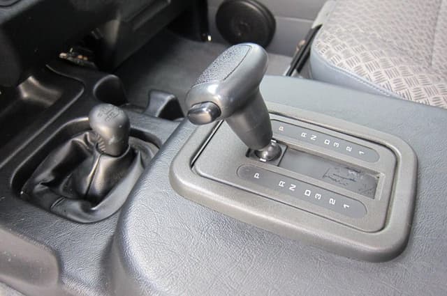 1997 Land Rover Defender JDM car for sale — photo 23 of 25