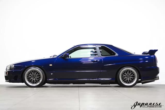 1998 Nissan Skyline JDM car for sale — photo 4 of 25