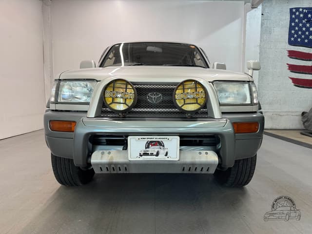 1995 Toyota Hilux Surf JDM car for sale — photo 8 of 25
