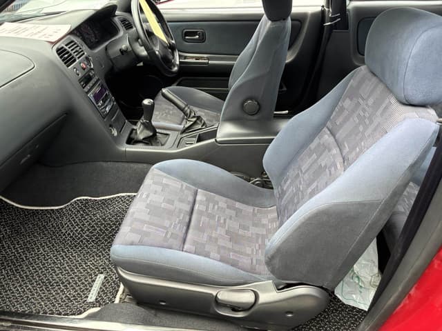 1997 Nissan Skyline JDM car for sale — photo 6 of 10
