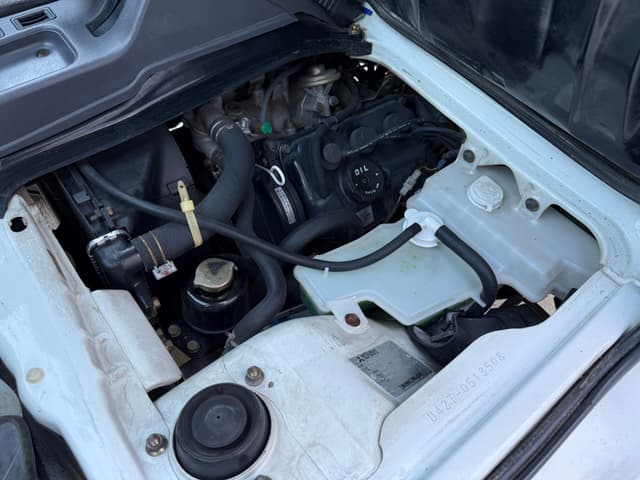 1998 Mitsubishi Minicab JDM car for sale — photo 15 of 17