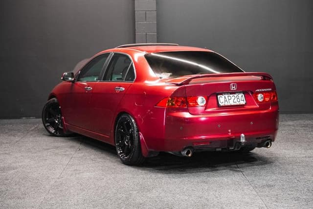 2004 Honda Accord JDM car for sale — photo 8 of 15