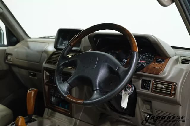 1997 Mitsubishi Pajero JDM car for sale — photo 14 of 25