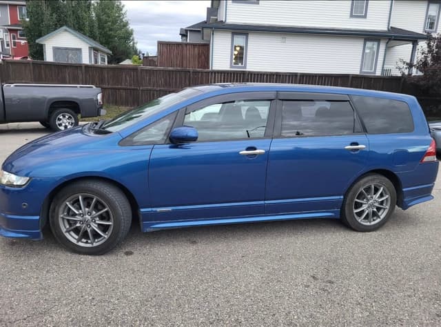 2005 Honda Odyssey JDM car for sale — photo 7 of 12