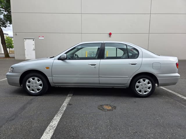1997 Nissan Primera JDM car for sale — photo 4 of 21