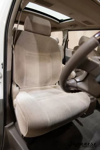 2000 Toyota Grand Hiace JDM car for sale — photo 16 of 25