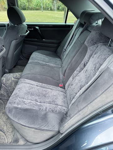 2000 Toyota Crown JDM car for sale — photo 21 of 24