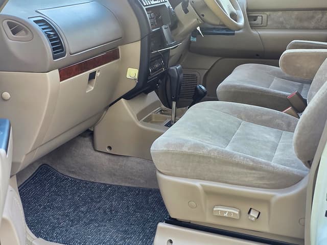 2000 Isuzu Bighorn JDM car for sale — photo 14 of 24